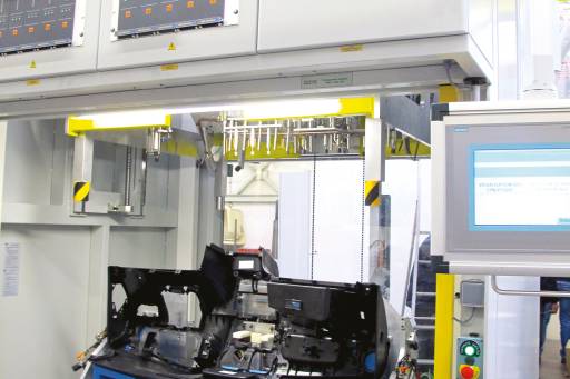 Soudage automatisé de pièces automobiles par ultrasons