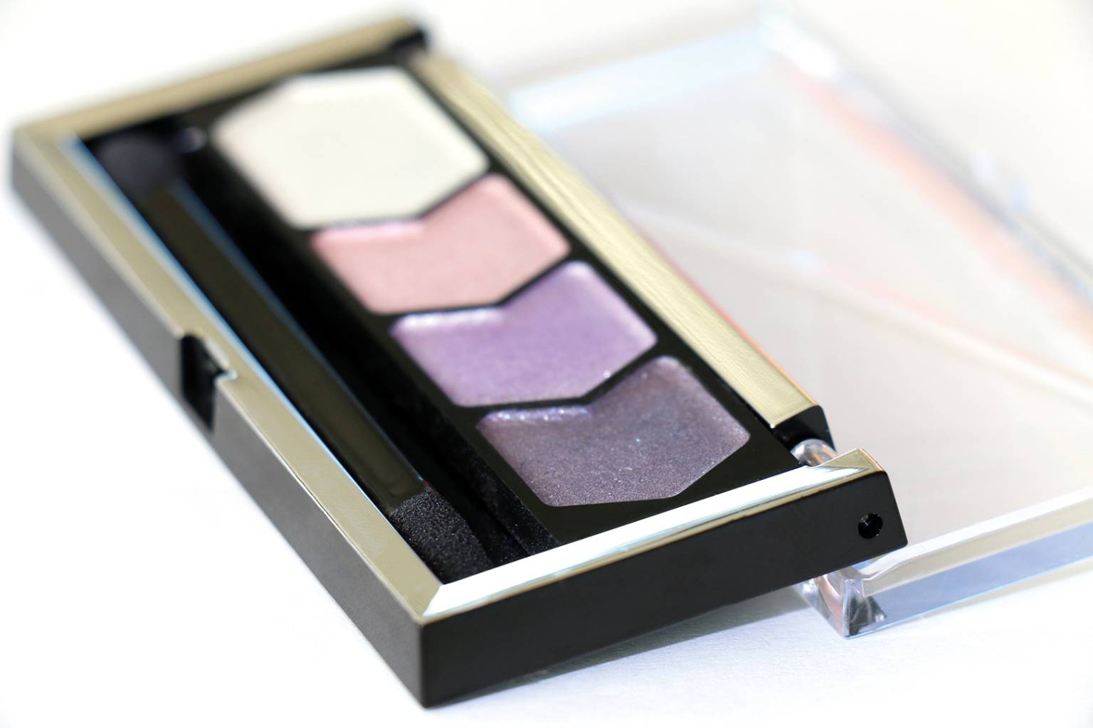 Palette di ombretti senza marcatura