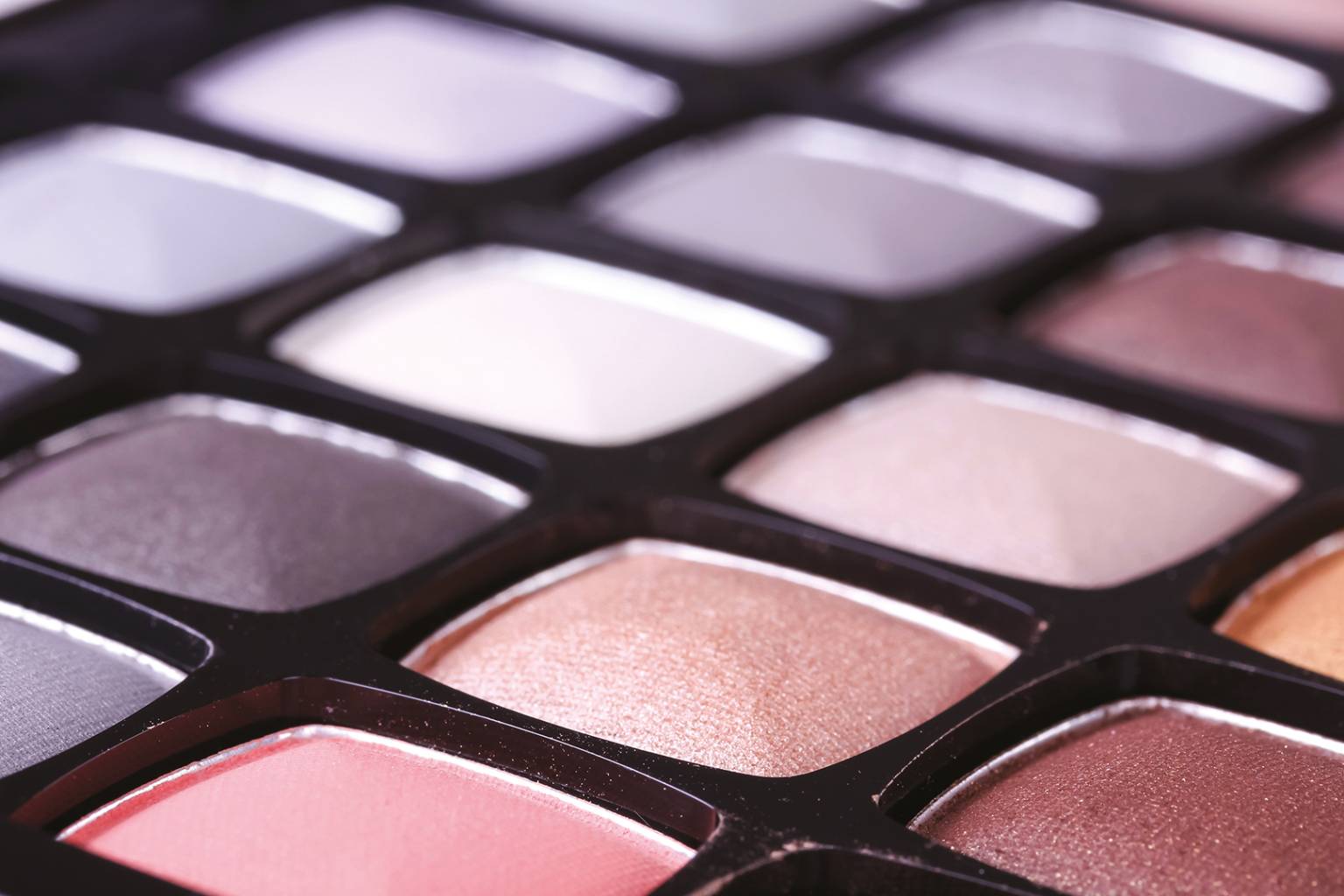 Confezione di ombretti sensibile al calore saldata