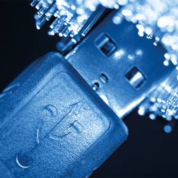 Dispositivo USB soldado por ultrasonidos